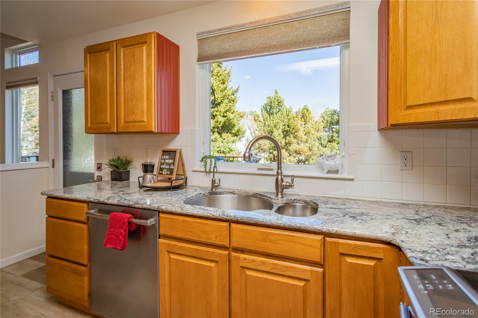 MLS Image #16 for 5705  flag way,colorado springs, Colorado