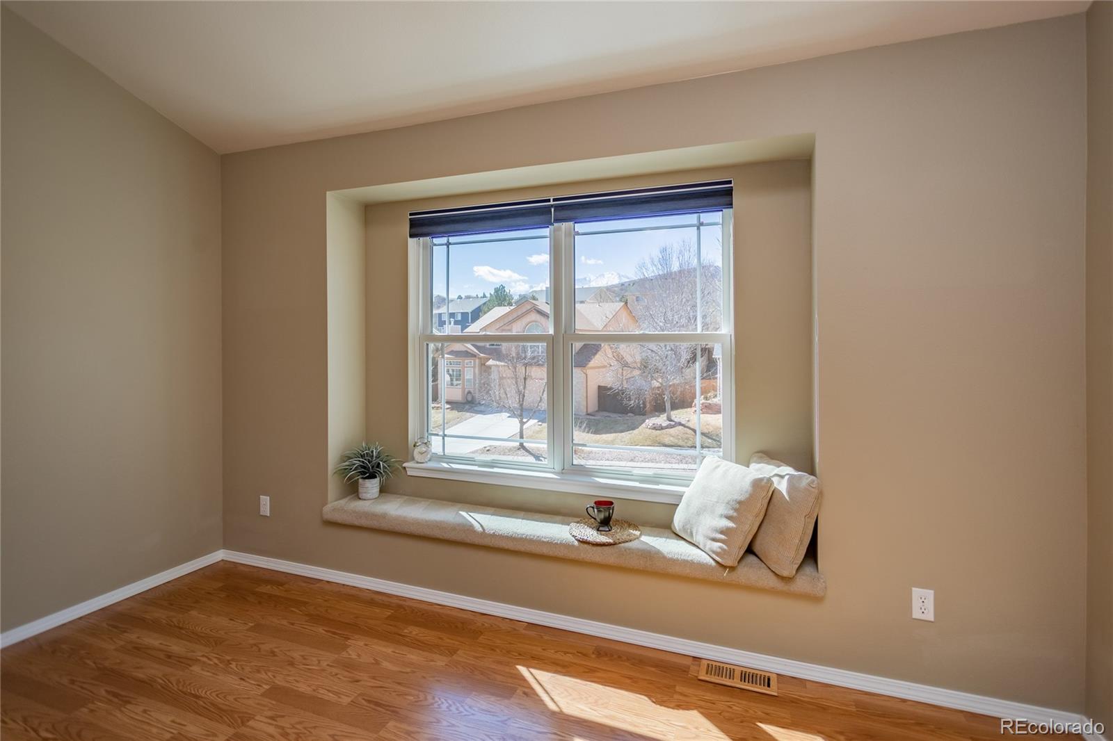MLS Image #24 for 5705  flag way,colorado springs, Colorado