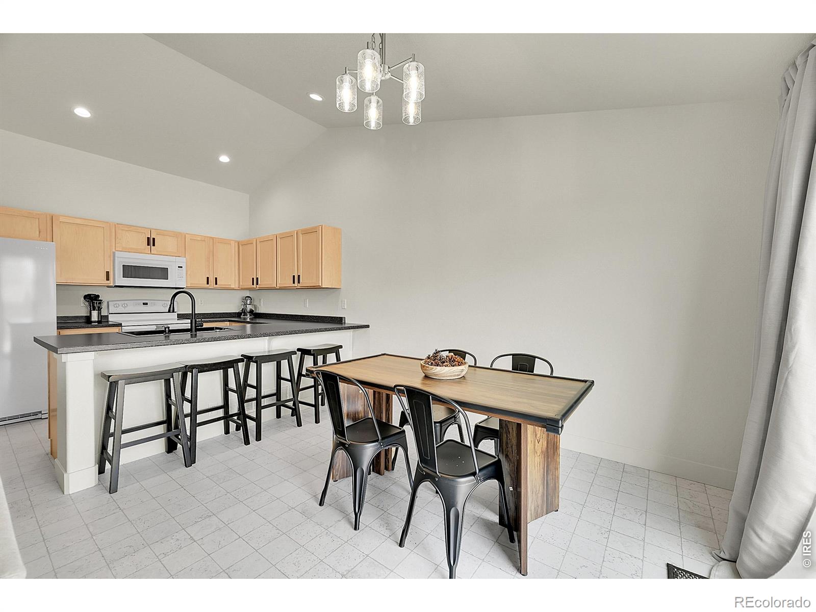 MLS Image #13 for 432  halcyon way,windsor, Colorado