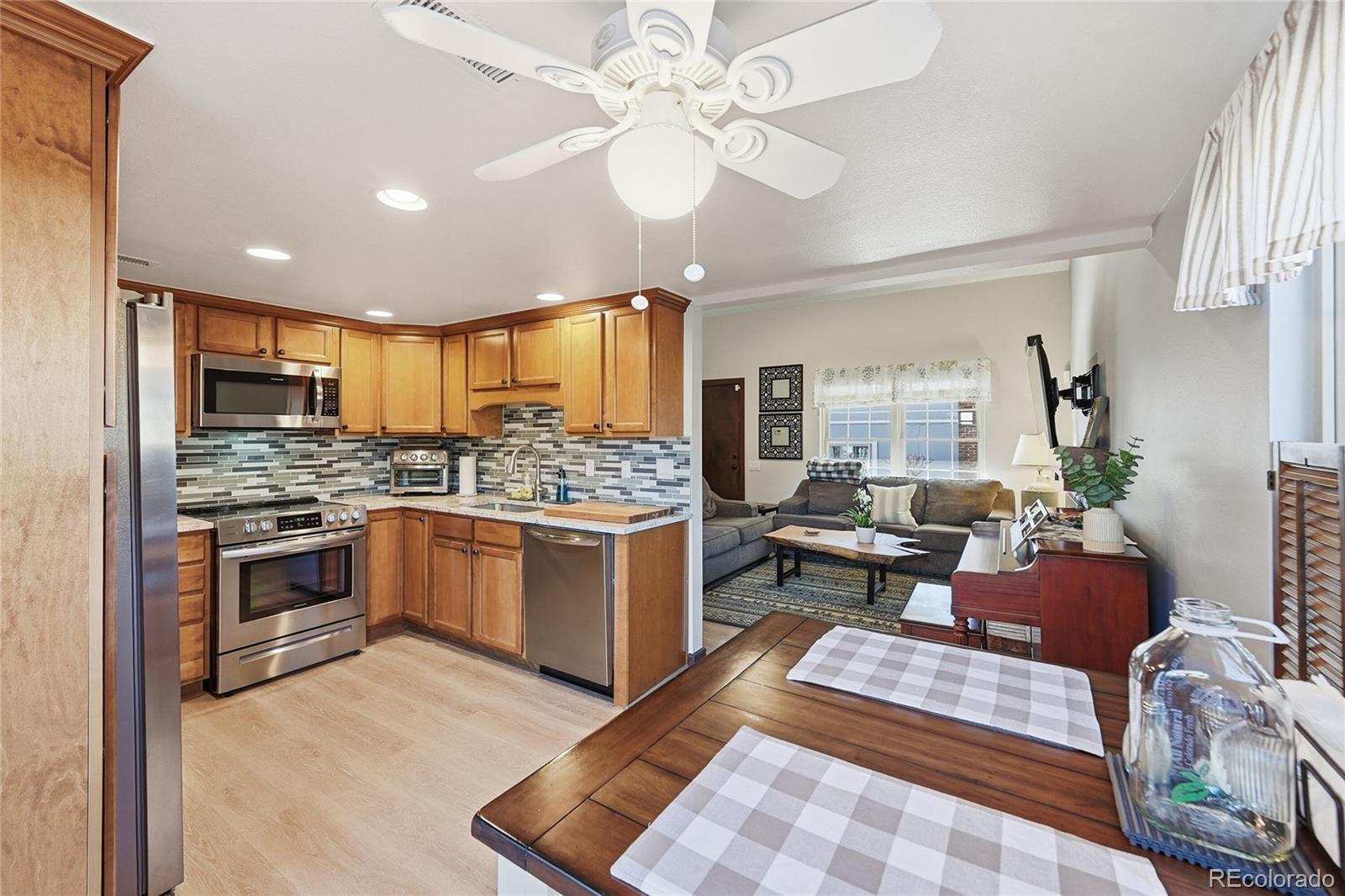 MLS Image #6 for 7029 s knolls way,centennial, Colorado