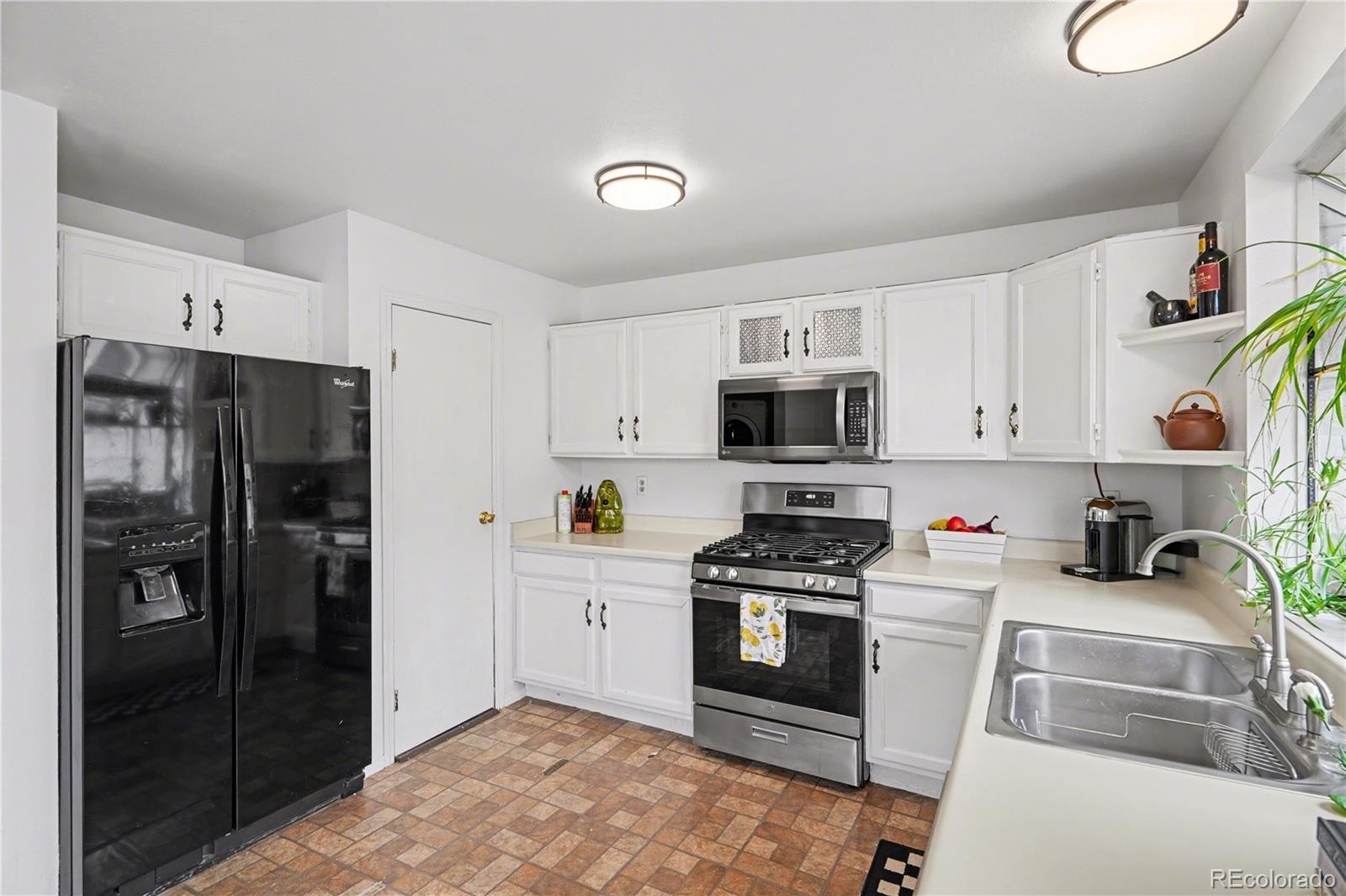 MLS Image #15 for 9631 w chatfield avenue,littleton, Colorado