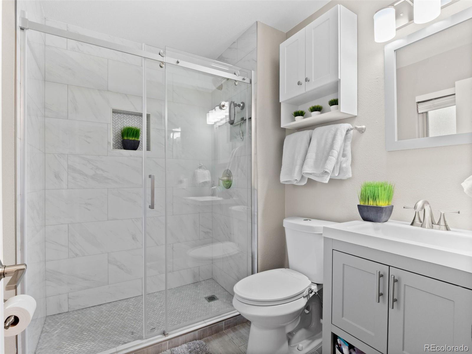 MLS Image #9 for 12557 w arizona place,lakewood, Colorado