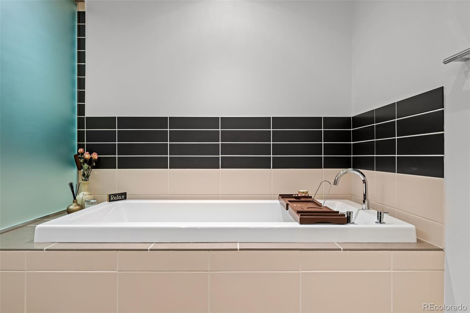 MLS Image #22 for 1690  bassett street,denver, Colorado