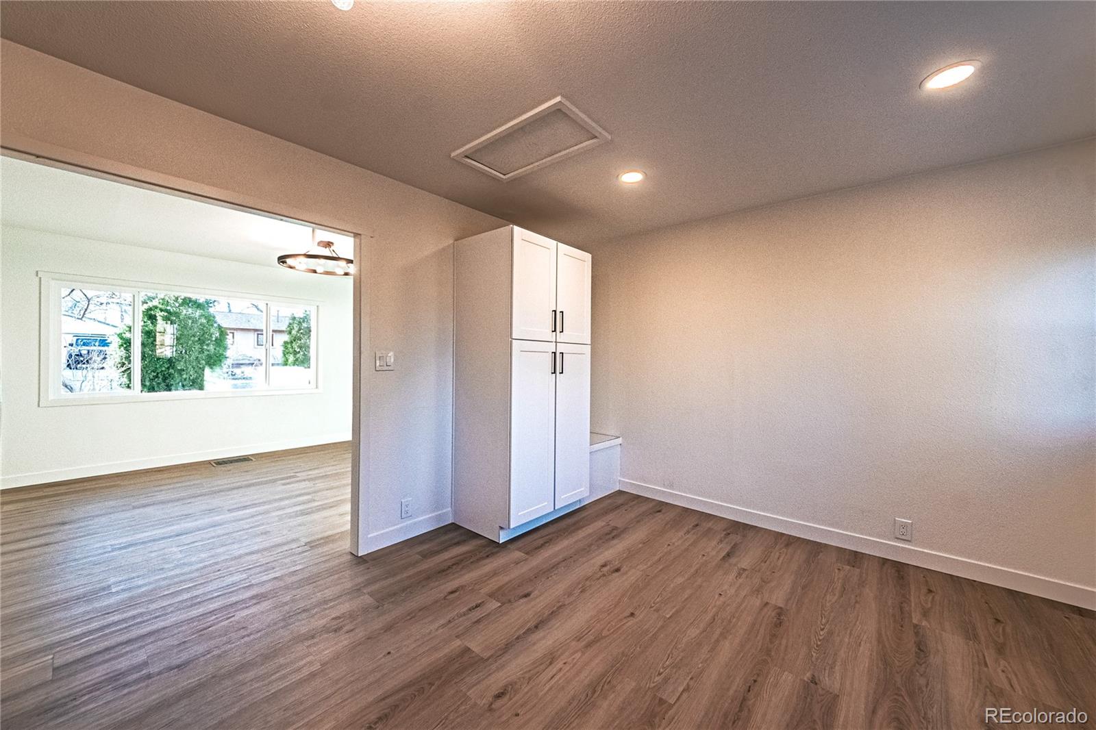 MLS Image #10 for 1010  florence avenue,colorado springs, Colorado