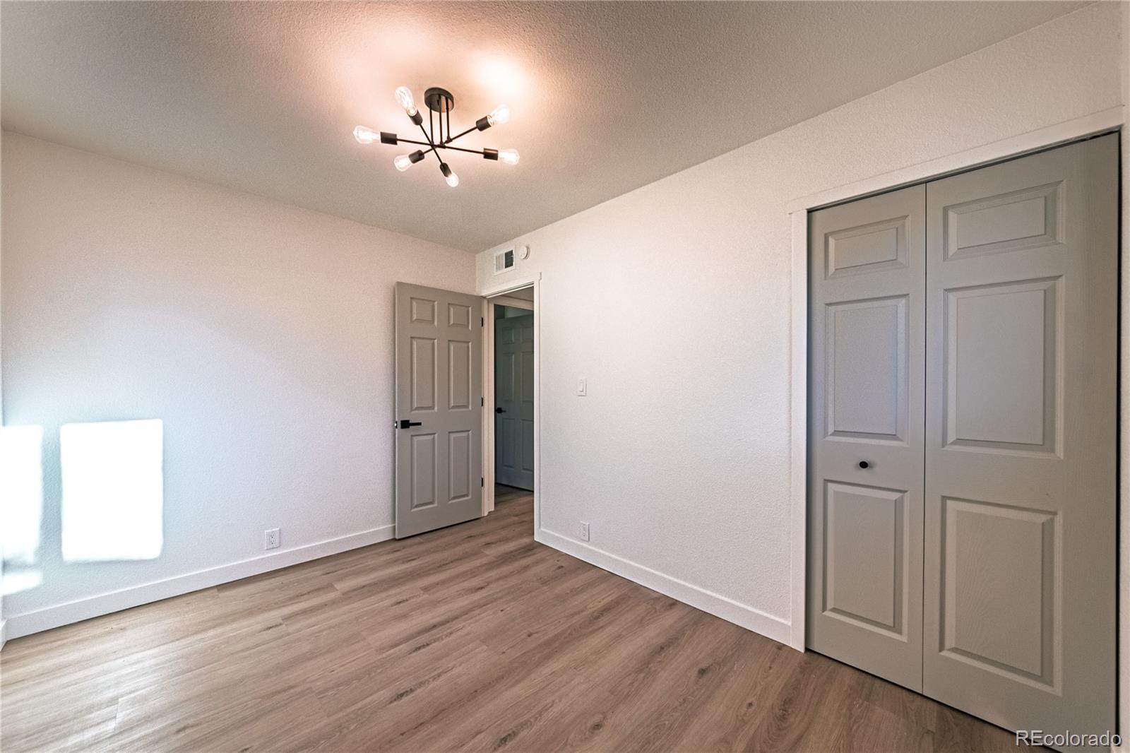 MLS Image #18 for 1010  florence avenue,colorado springs, Colorado