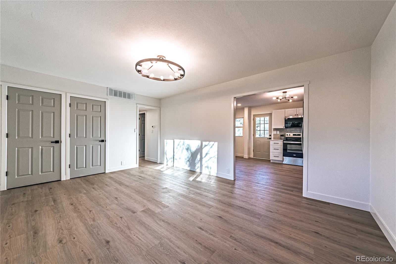 MLS Image #4 for 1010  florence avenue,colorado springs, Colorado