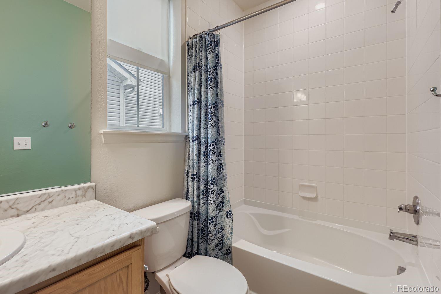 MLS Image #15 for 26312 e 2nd avenue,aurora, Colorado