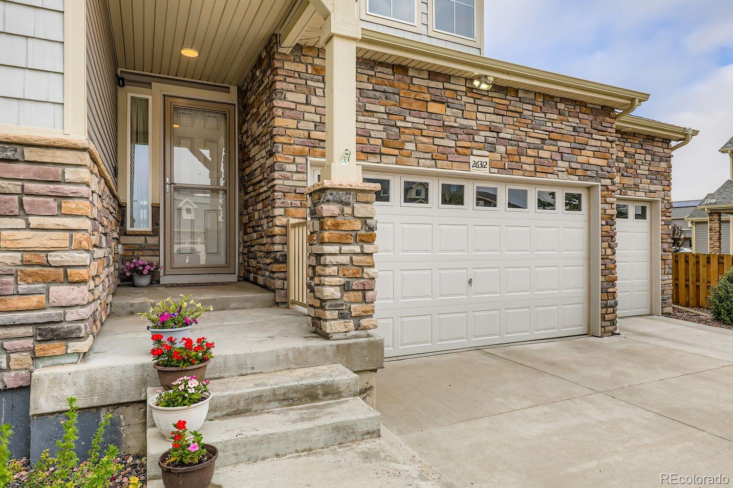 MLS Image #2 for 26312 e 2nd avenue,aurora, Colorado