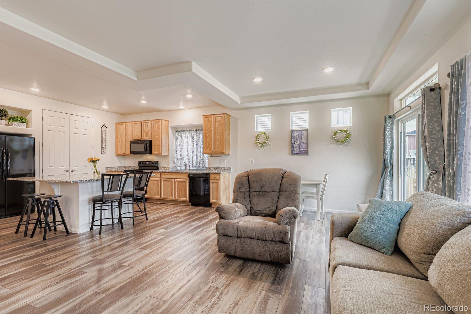 MLS Image #5 for 26312 e 2nd avenue,aurora, Colorado