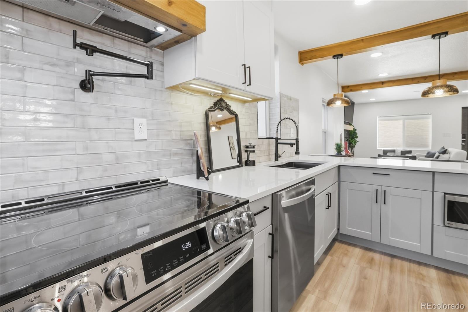 MLS Image #6 for 3510 n saint paul street,denver, Colorado