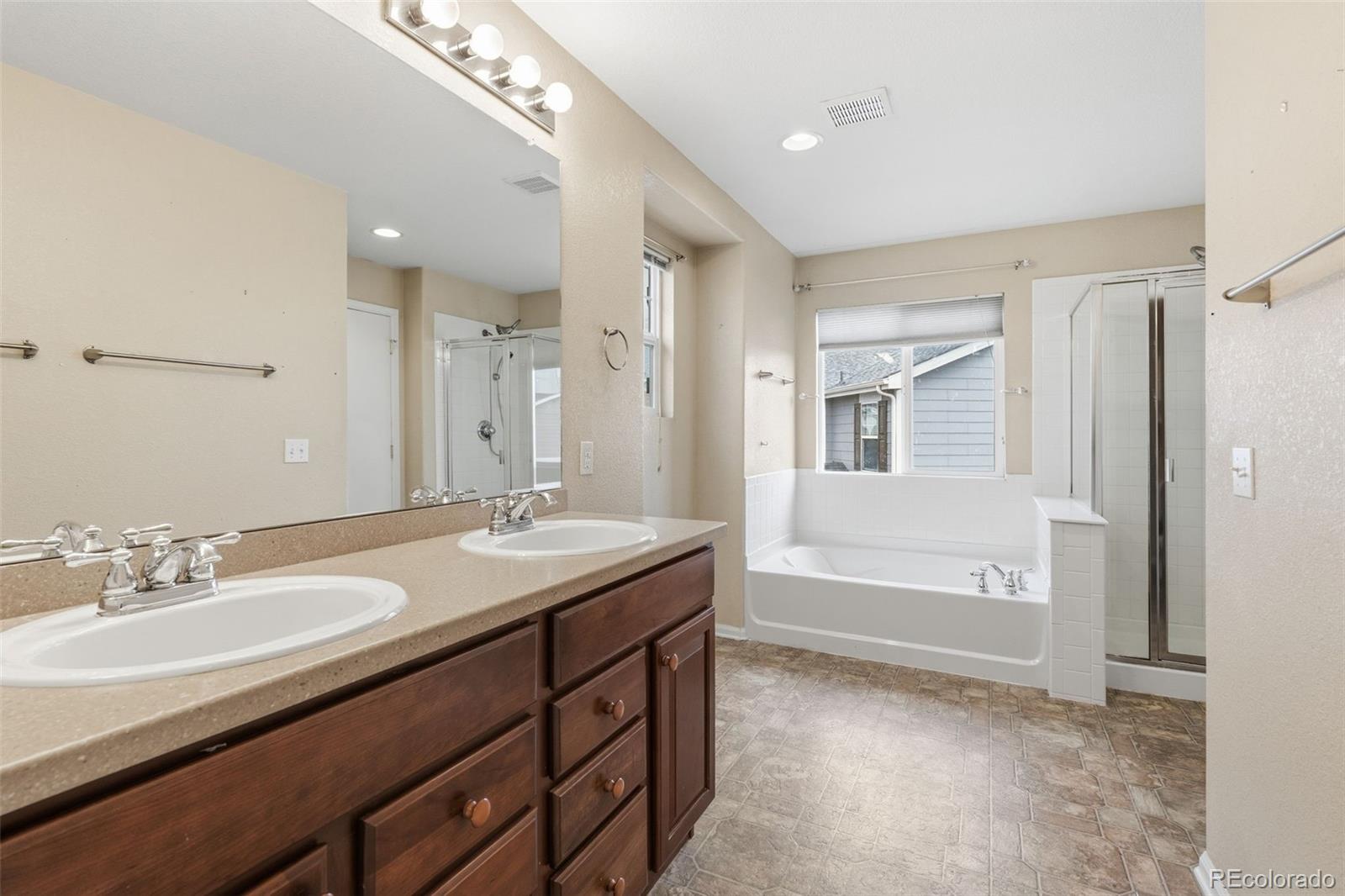 MLS Image #26 for 16020 e 55th avenue,denver, Colorado