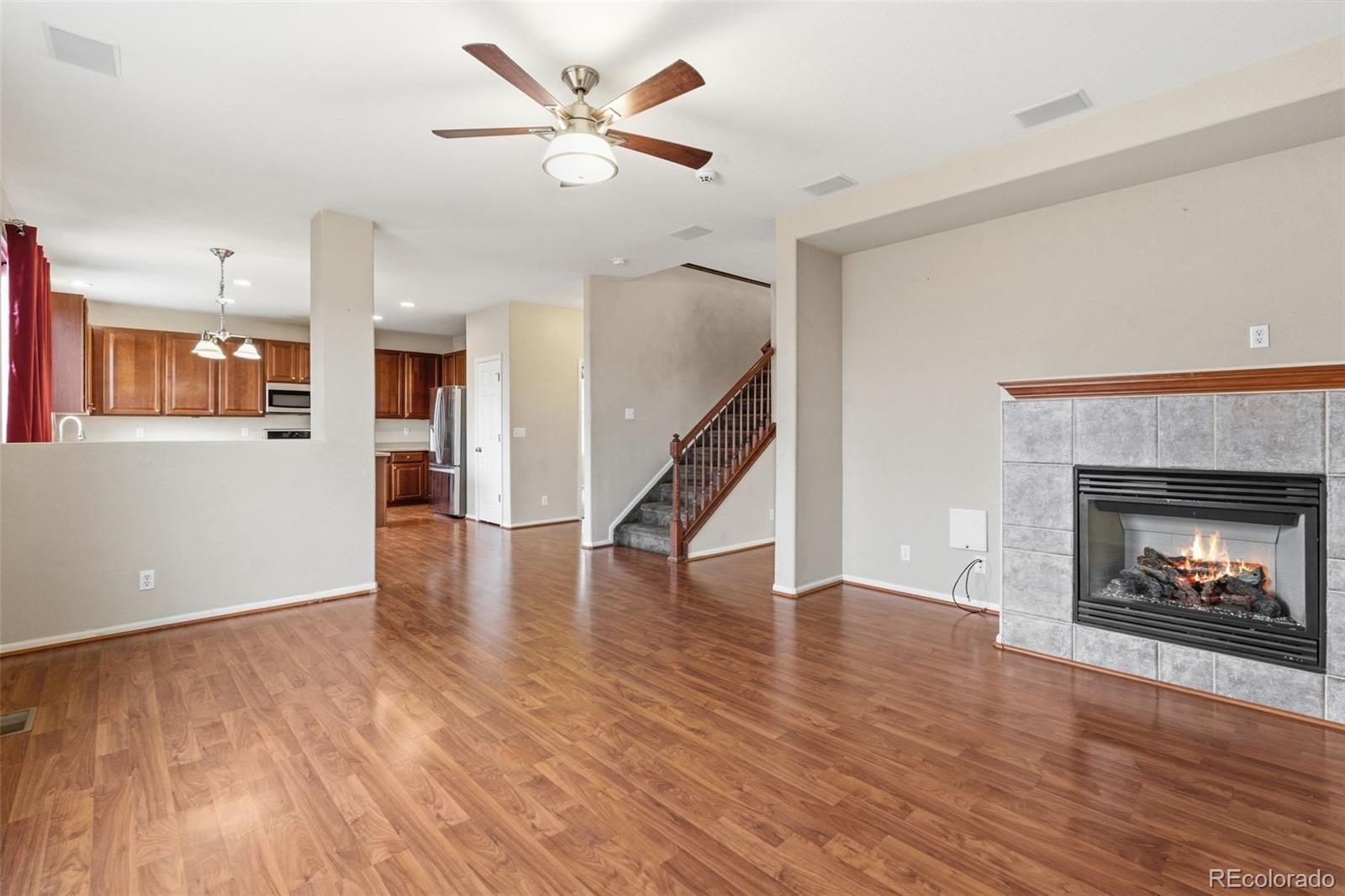 MLS Image #6 for 16020 e 55th avenue,denver, Colorado