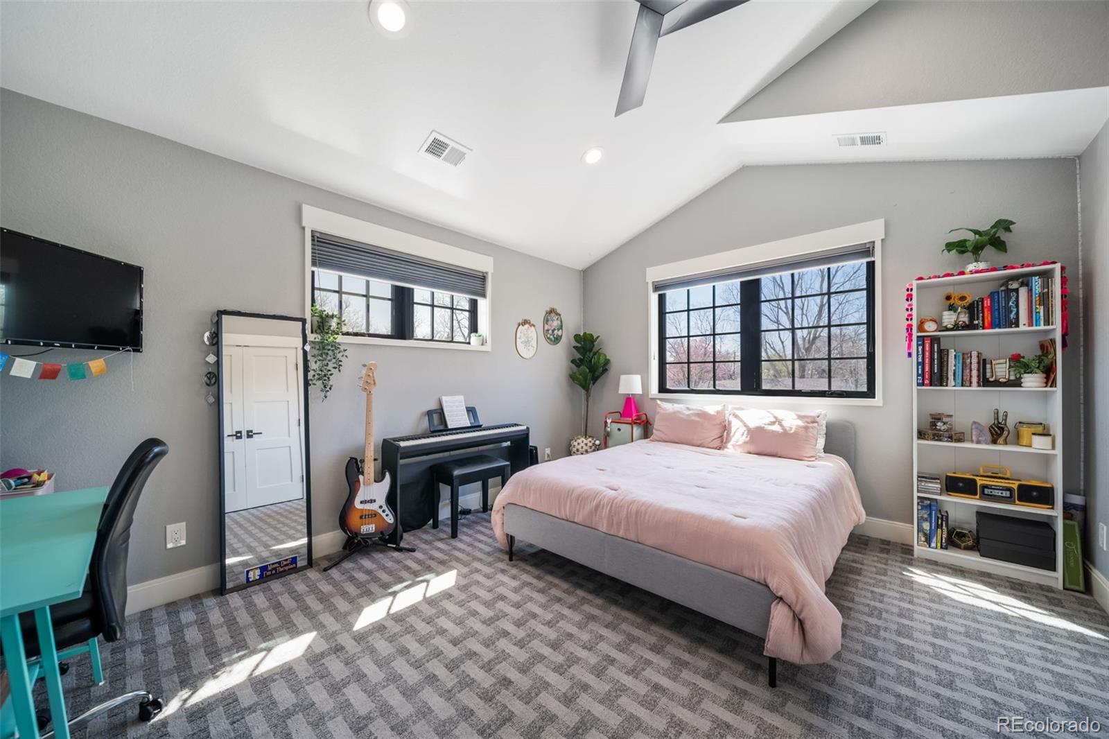 MLS Image #30 for 2732 s jackson street,denver, Colorado