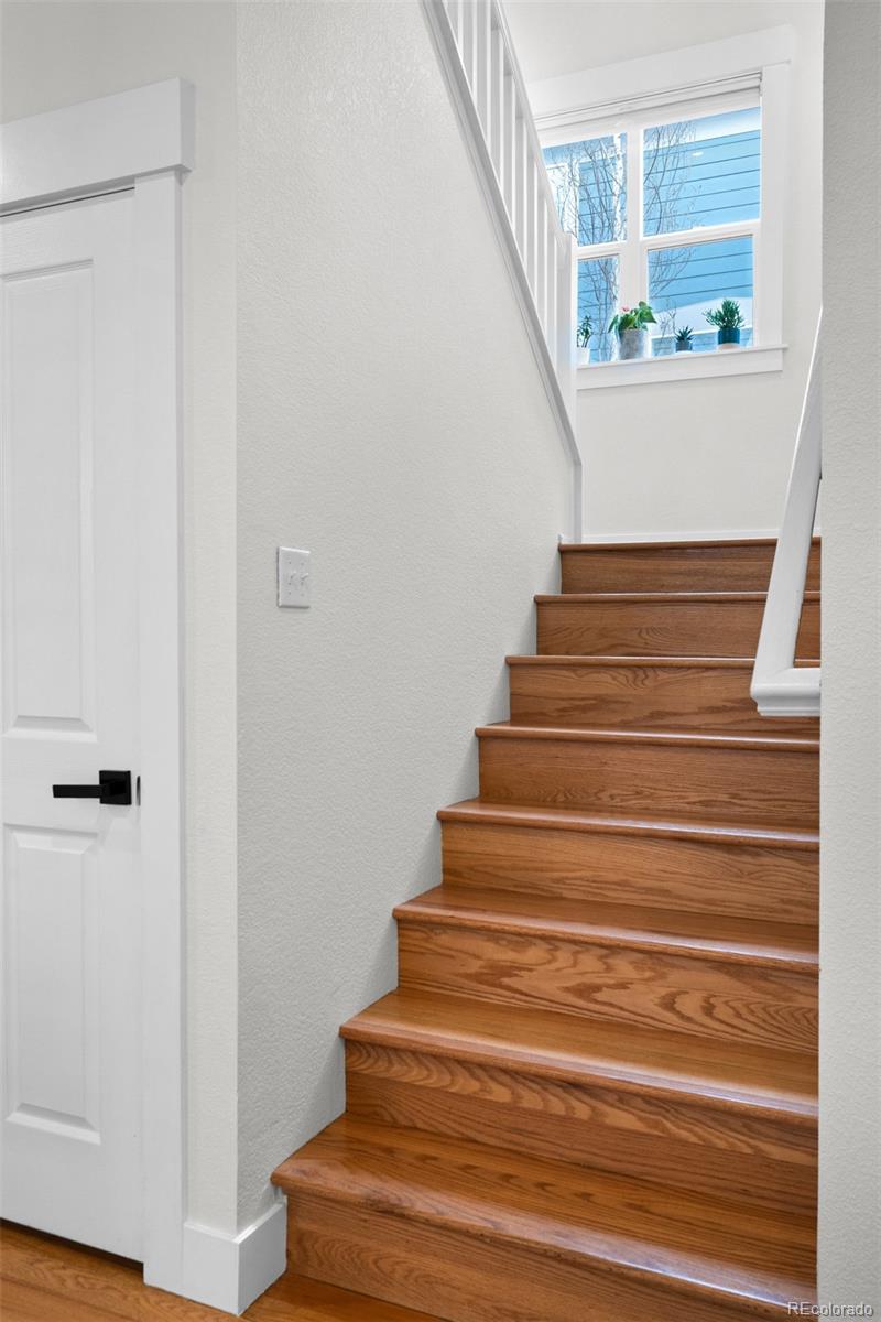 MLS Image #23 for 10137 e 31st avenue,denver, Colorado