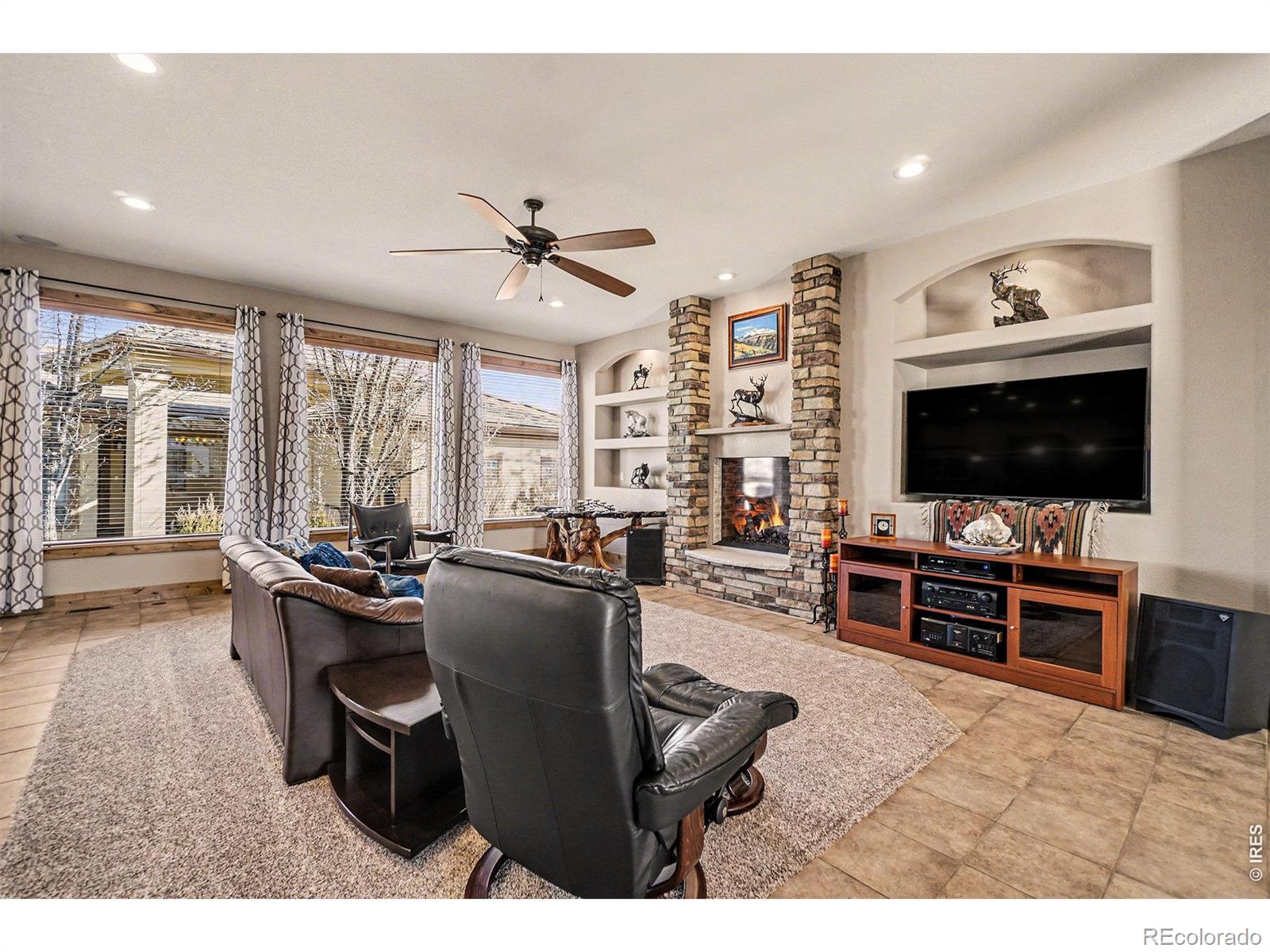 MLS Image #4 for 910  owl grove place,loveland, Colorado