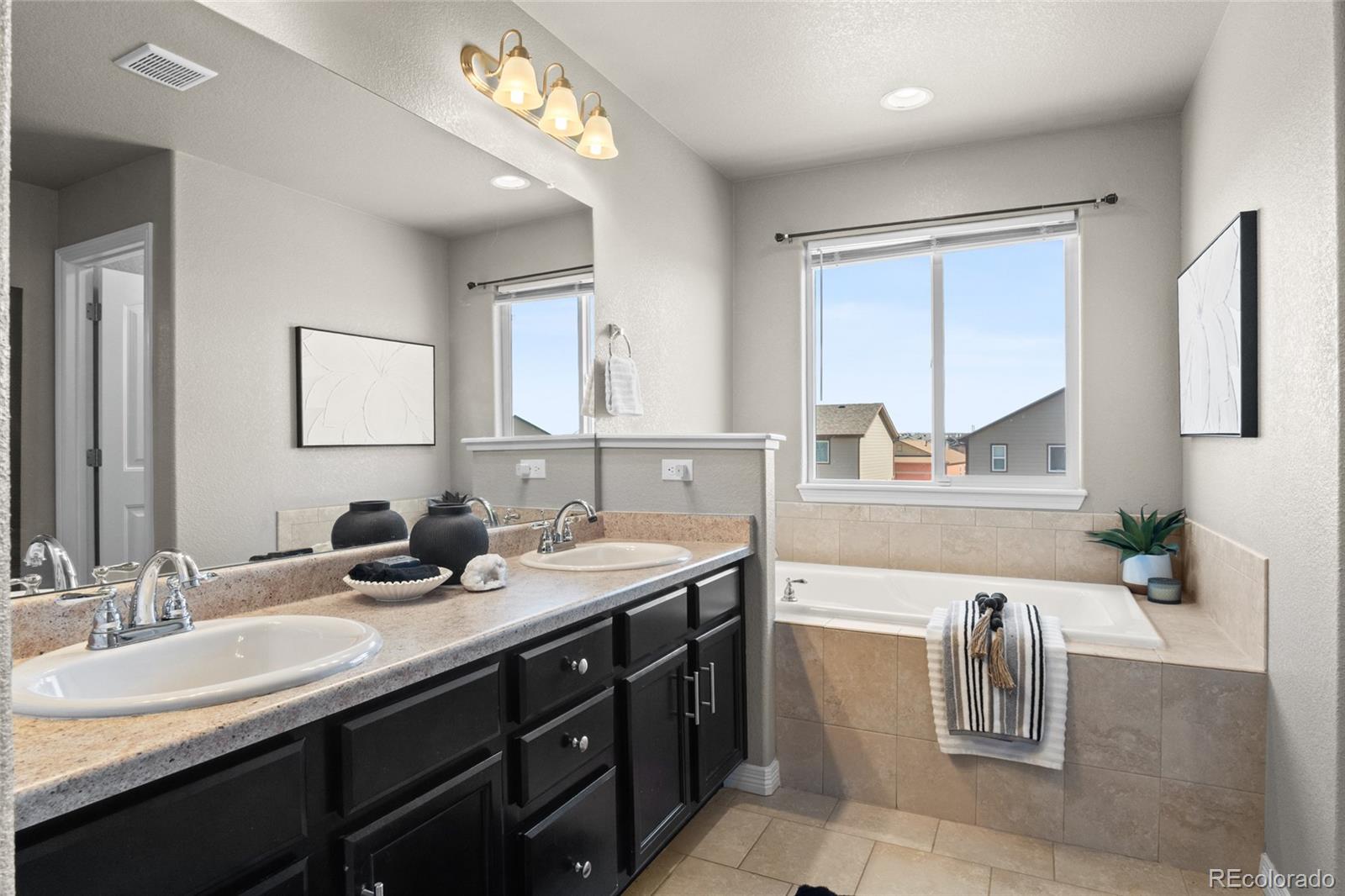 MLS Image #10 for 6697  kearsarge drive,colorado springs, Colorado