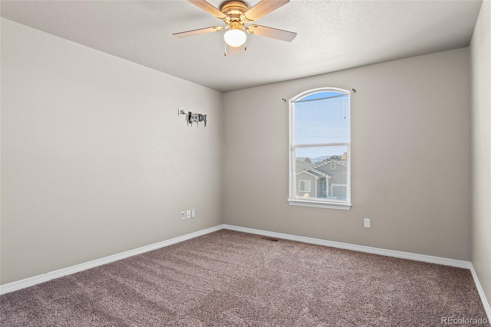 MLS Image #11 for 6697  kearsarge drive,colorado springs, Colorado