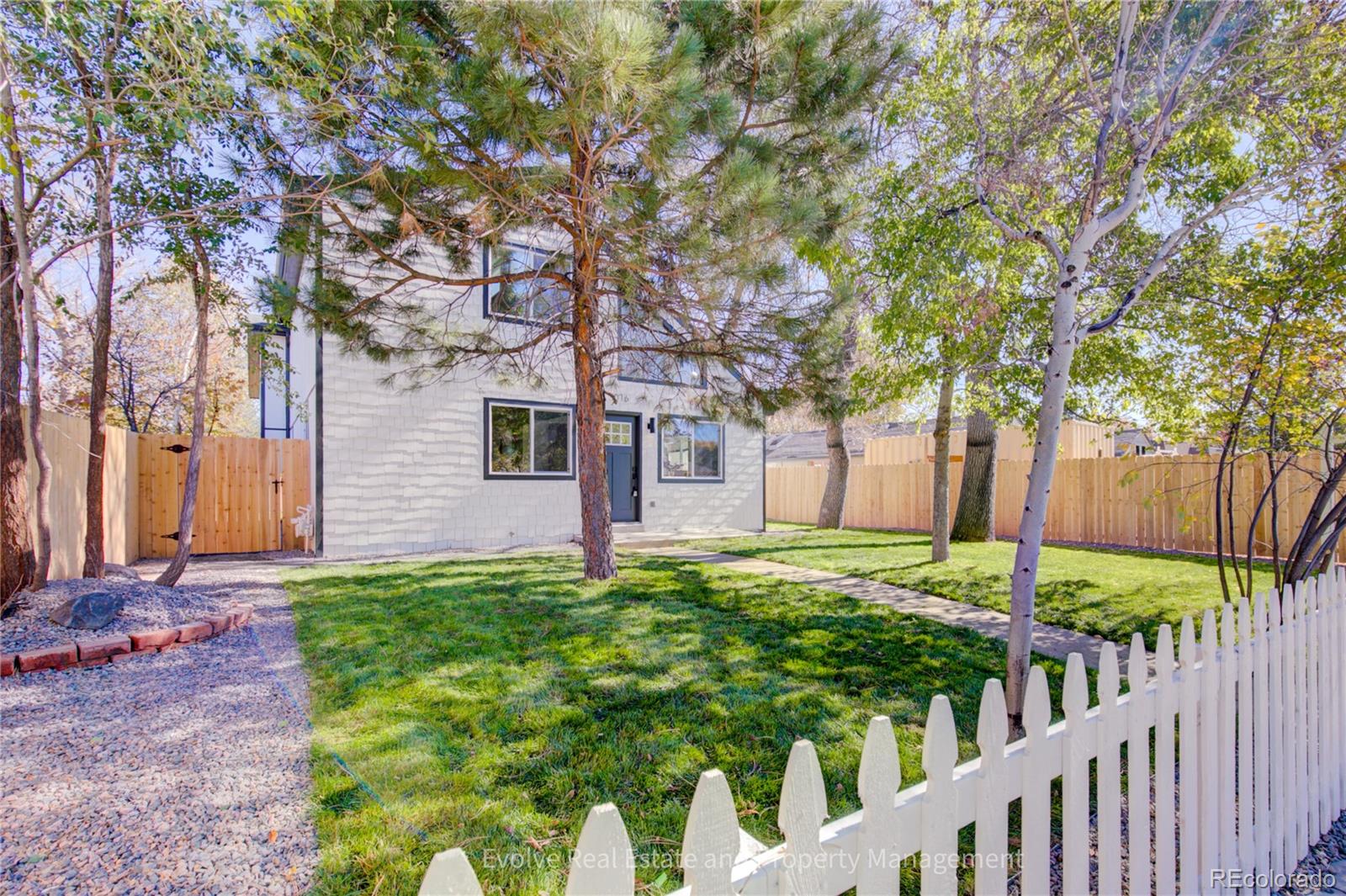 MLS Image #1 for 1076 s leyden street,denver, Colorado