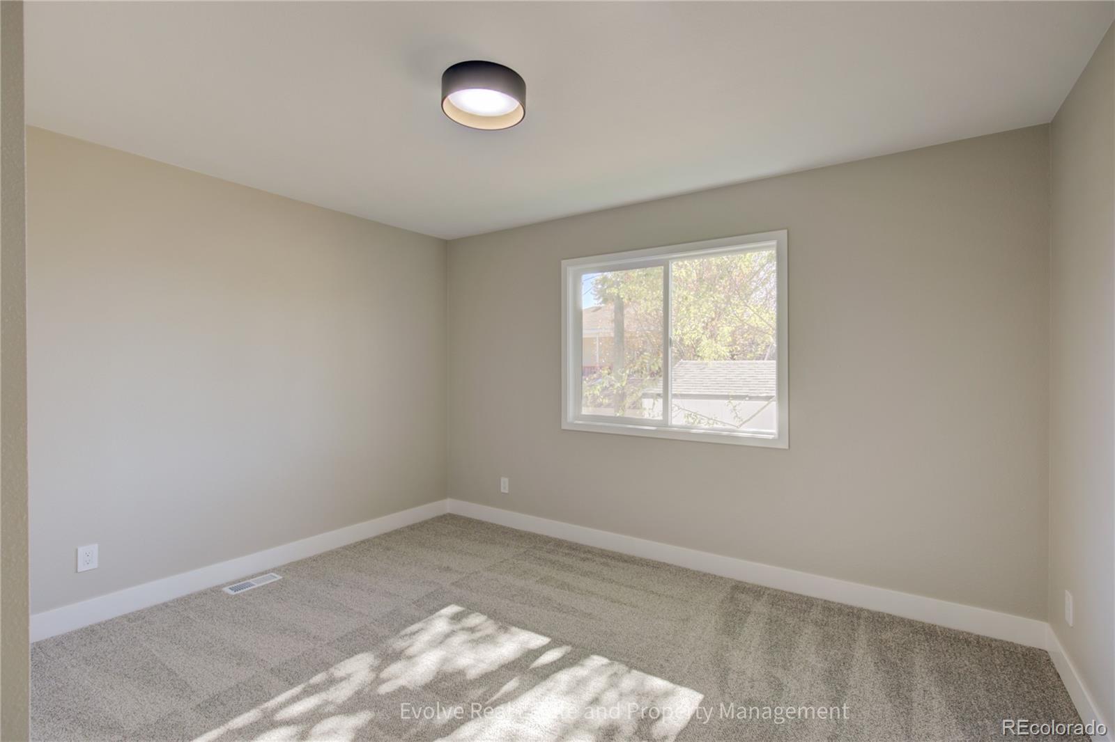 MLS Image #22 for 1076 s leyden street,denver, Colorado