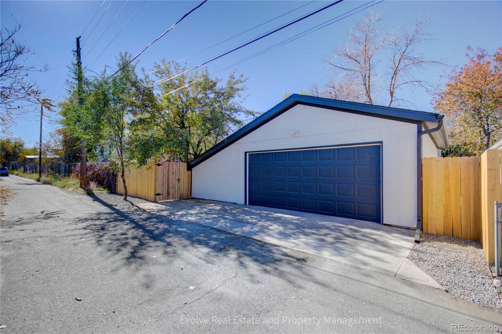 MLS Image #32 for 1076 s leyden street,denver, Colorado