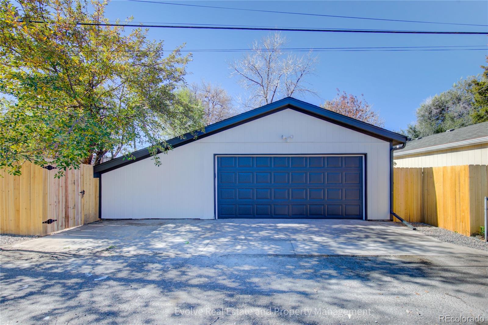 MLS Image #33 for 1076 s leyden street,denver, Colorado