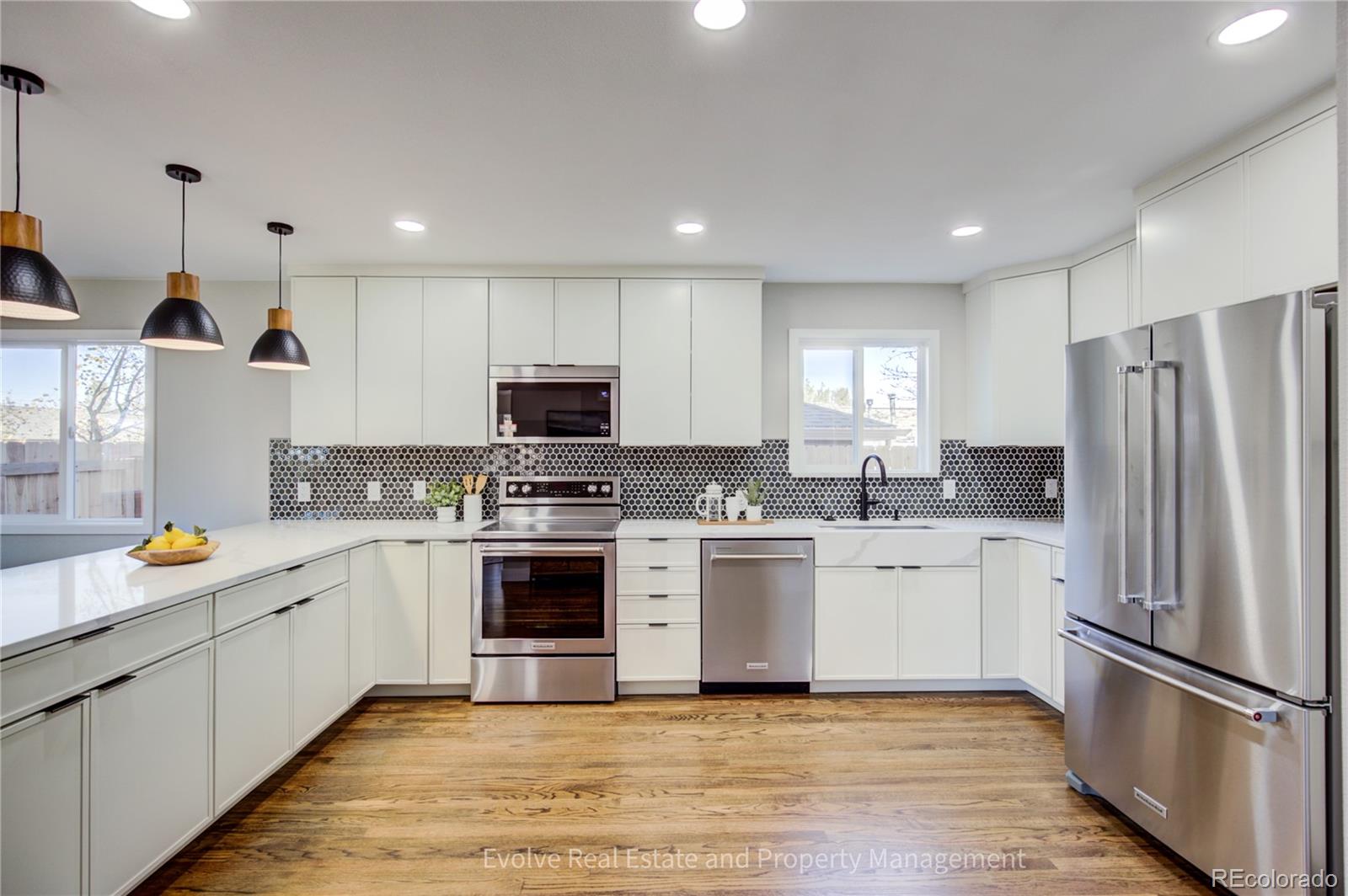 MLS Image #7 for 1076 s leyden street,denver, Colorado