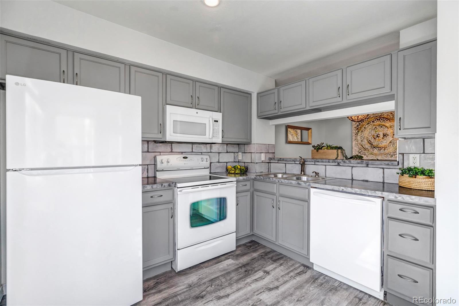 MLS Image #6 for 930  button rock drive,longmont, Colorado
