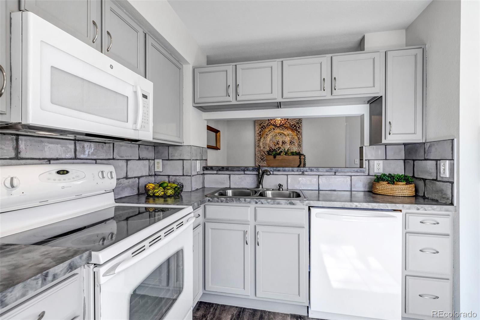 MLS Image #7 for 930  button rock drive,longmont, Colorado