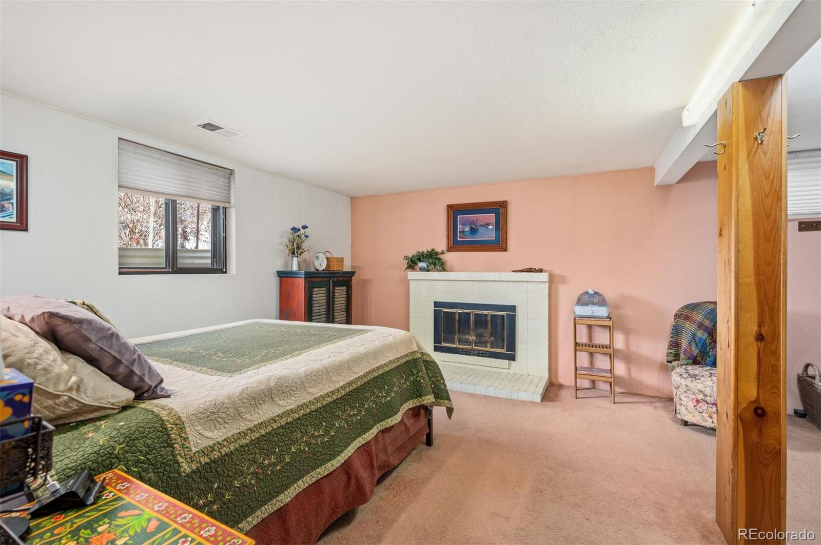 MLS Image #10 for 2361 s holly place,denver, Colorado