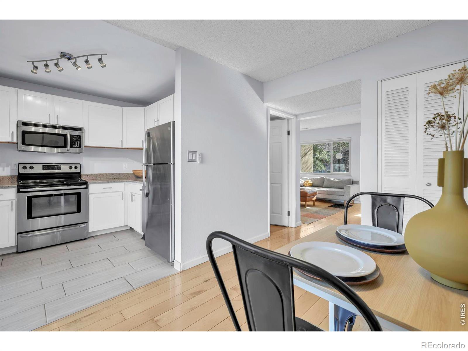 MLS Image #5 for 755 w moorhead circle,boulder, Colorado