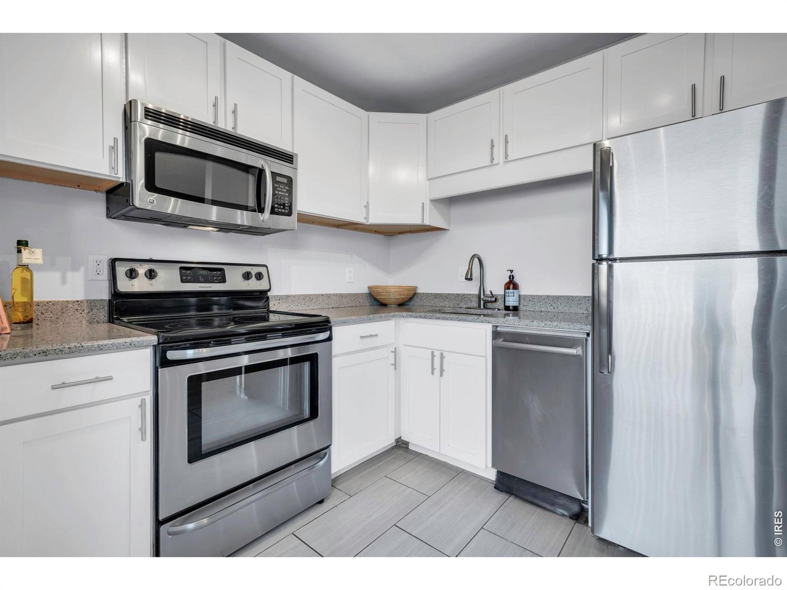 MLS Image #7 for 755 w moorhead circle,boulder, Colorado