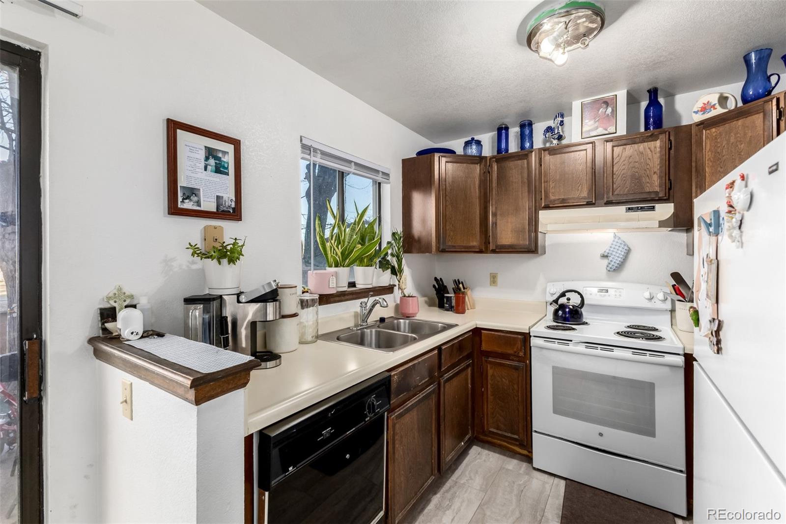 MLS Image #9 for 11658  community center drive,northglenn, Colorado