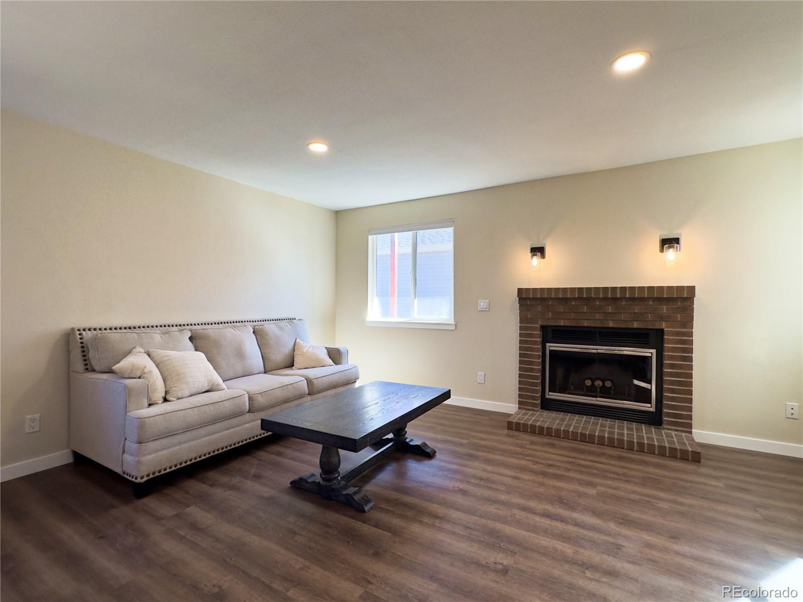 MLS Image #4 for 962 s yukon street ,lakewood, Colorado