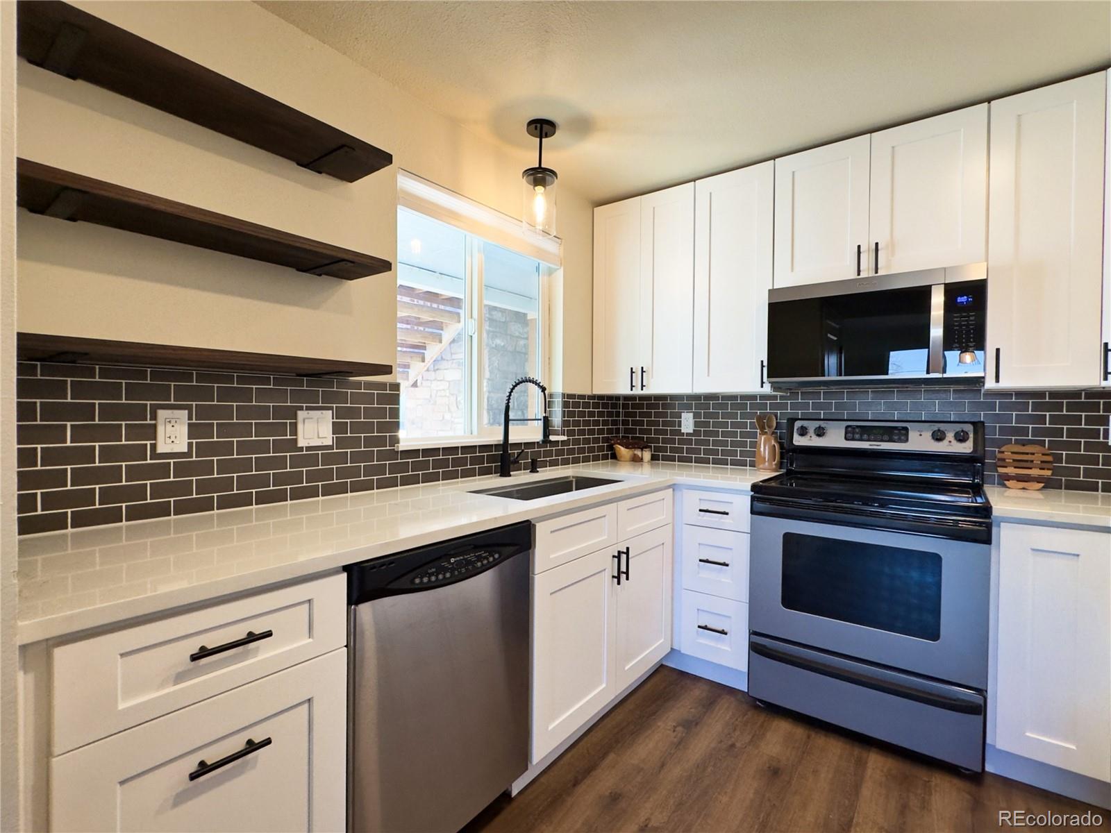 MLS Image #8 for 962 s yukon street ,lakewood, Colorado