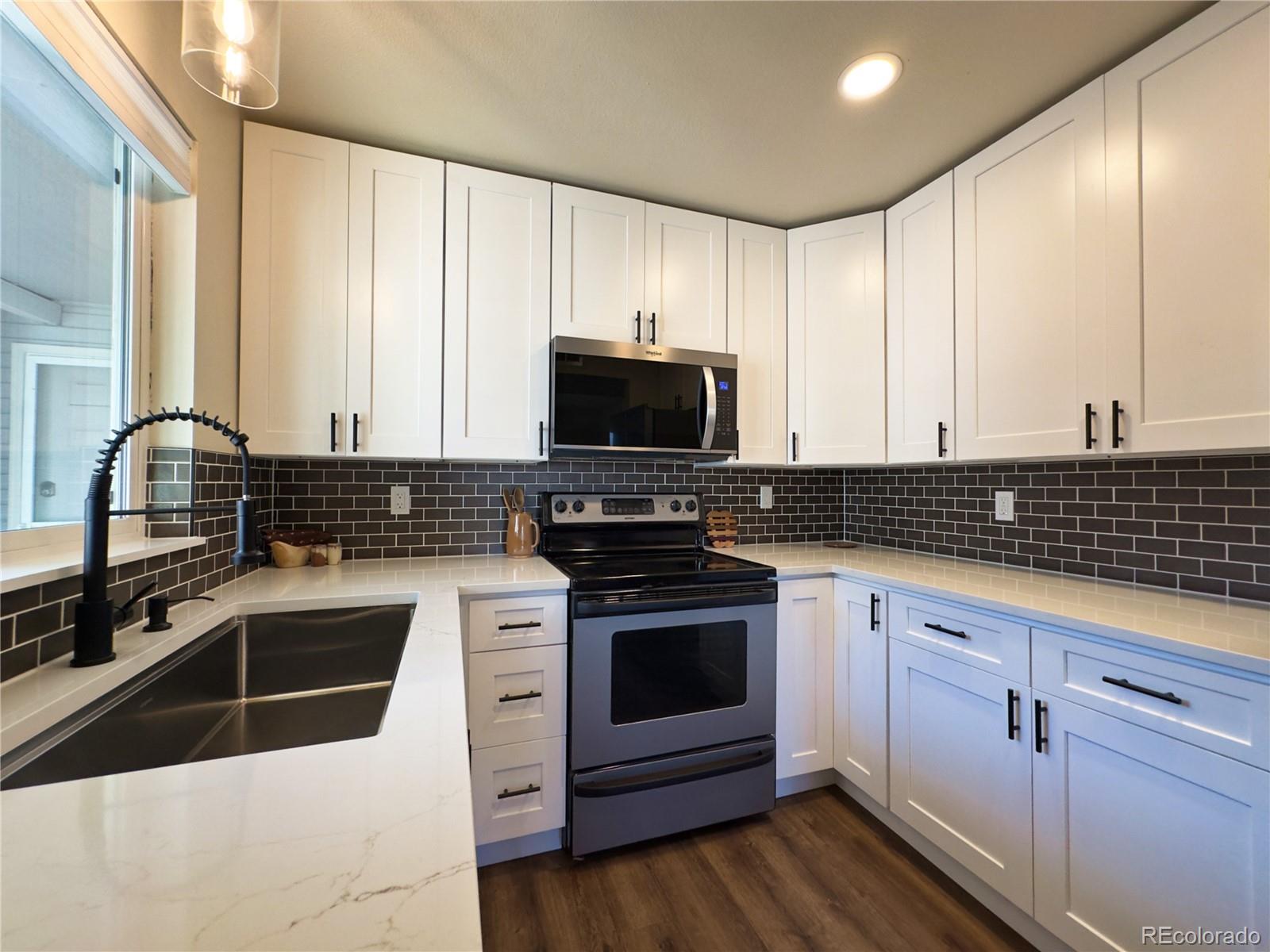 MLS Image #9 for 962 s yukon street ,lakewood, Colorado