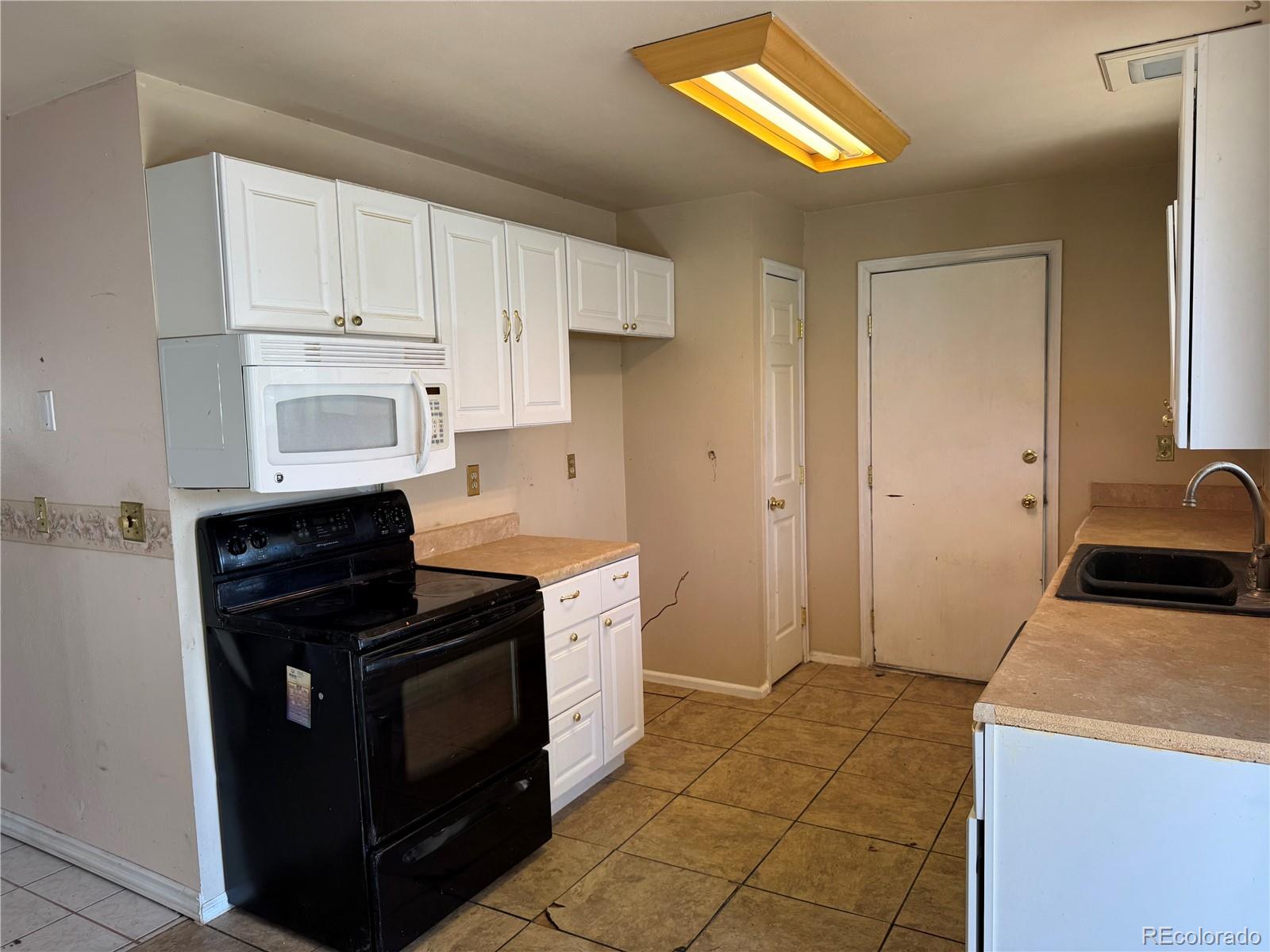 MLS Image #7 for 5333 e 111th place,thornton, Colorado