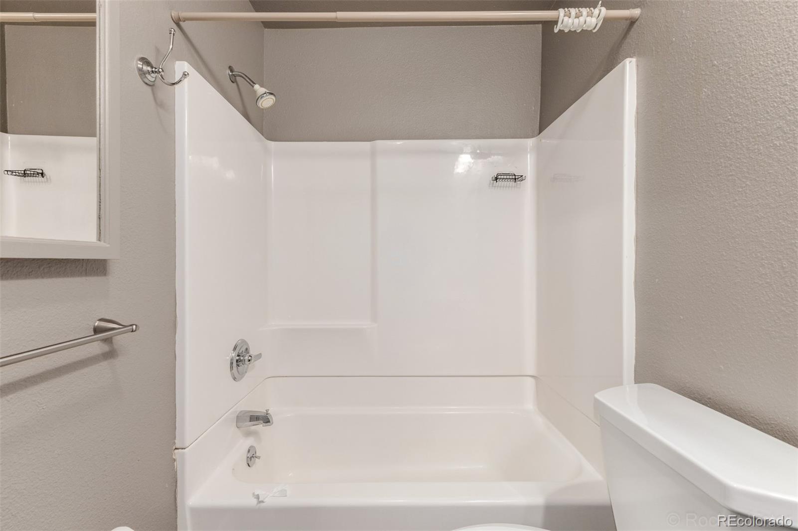 MLS Image #14 for 6992 s knolls way,centennial, Colorado