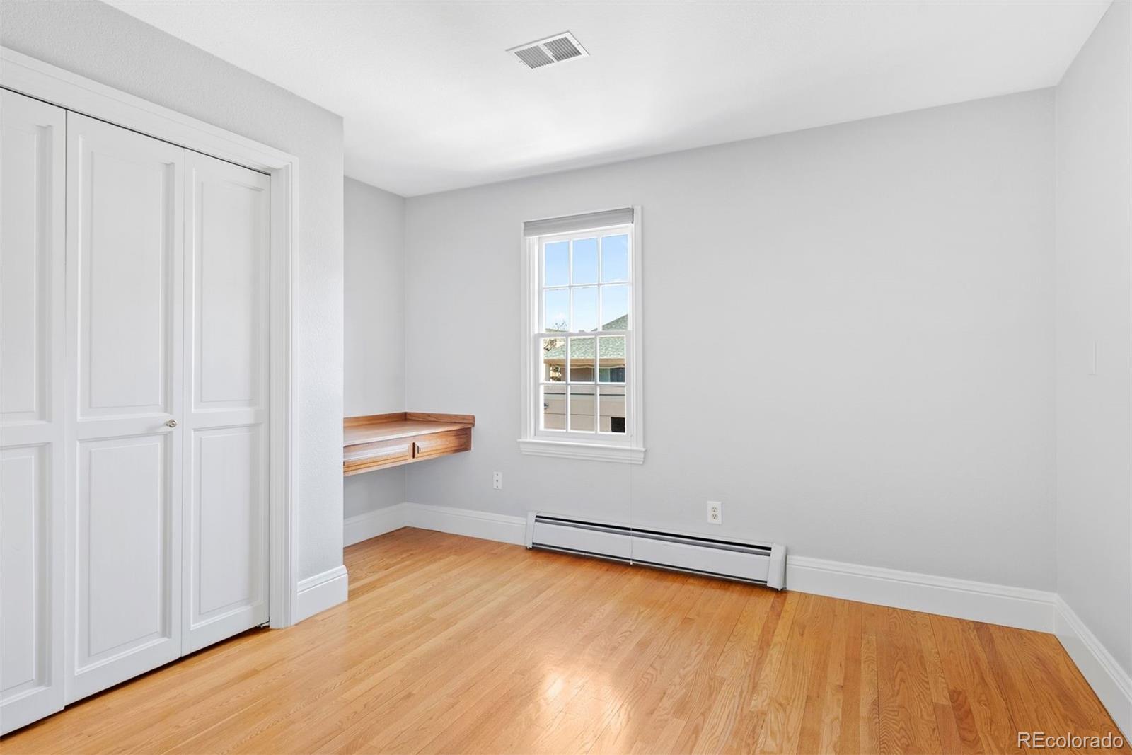MLS Image #13 for 350  clayton street a,denver, Colorado