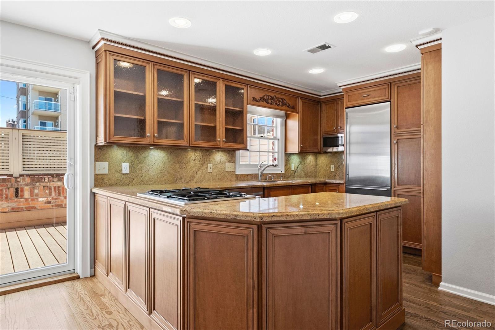 MLS Image #6 for 350  clayton street a,denver, Colorado
