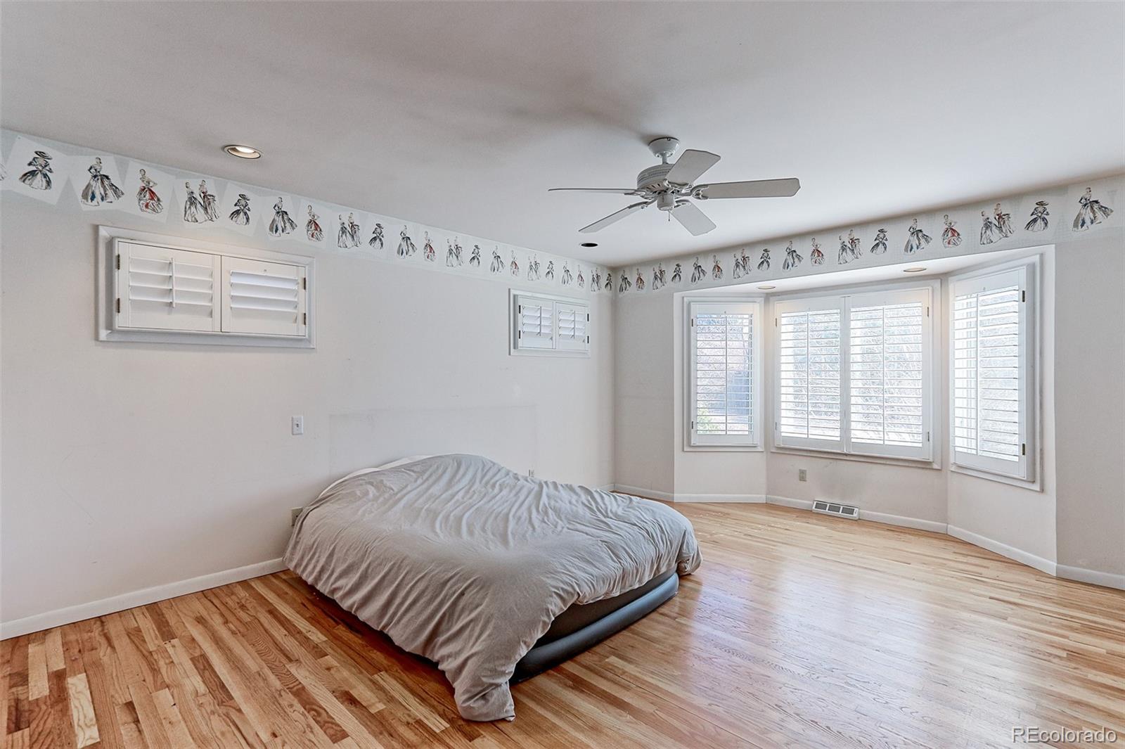MLS Image #8 for 4827 e vassar avenue,denver, Colorado