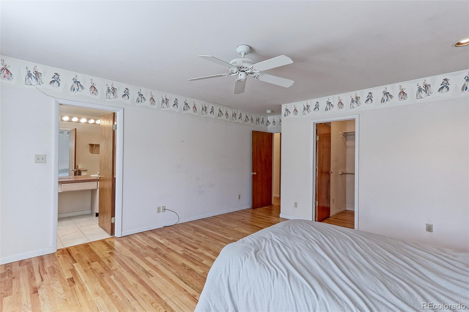 MLS Image #9 for 4827 e vassar avenue,denver, Colorado
