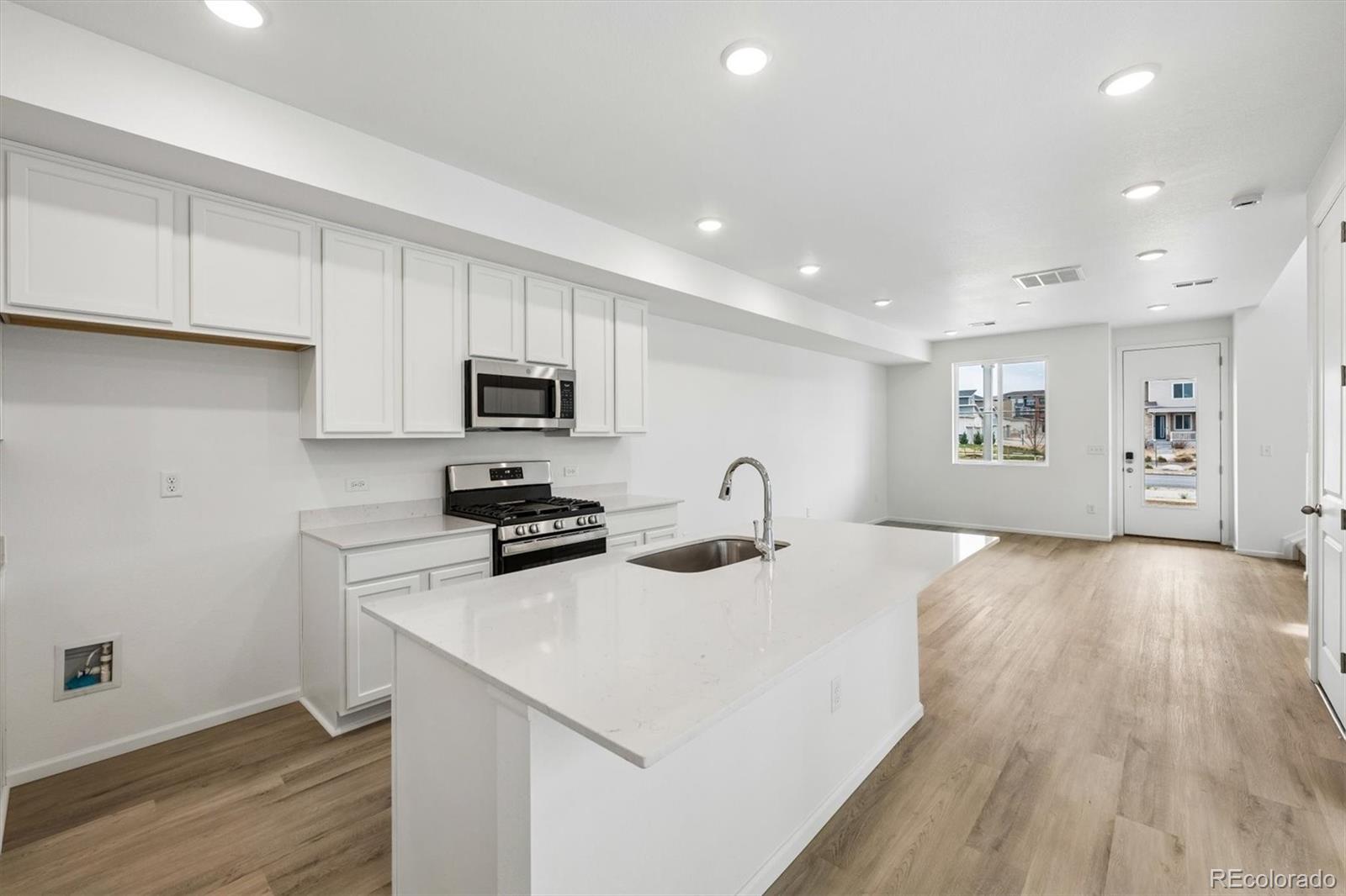 MLS Image #9 for 17235 e alameda parkway,aurora, Colorado