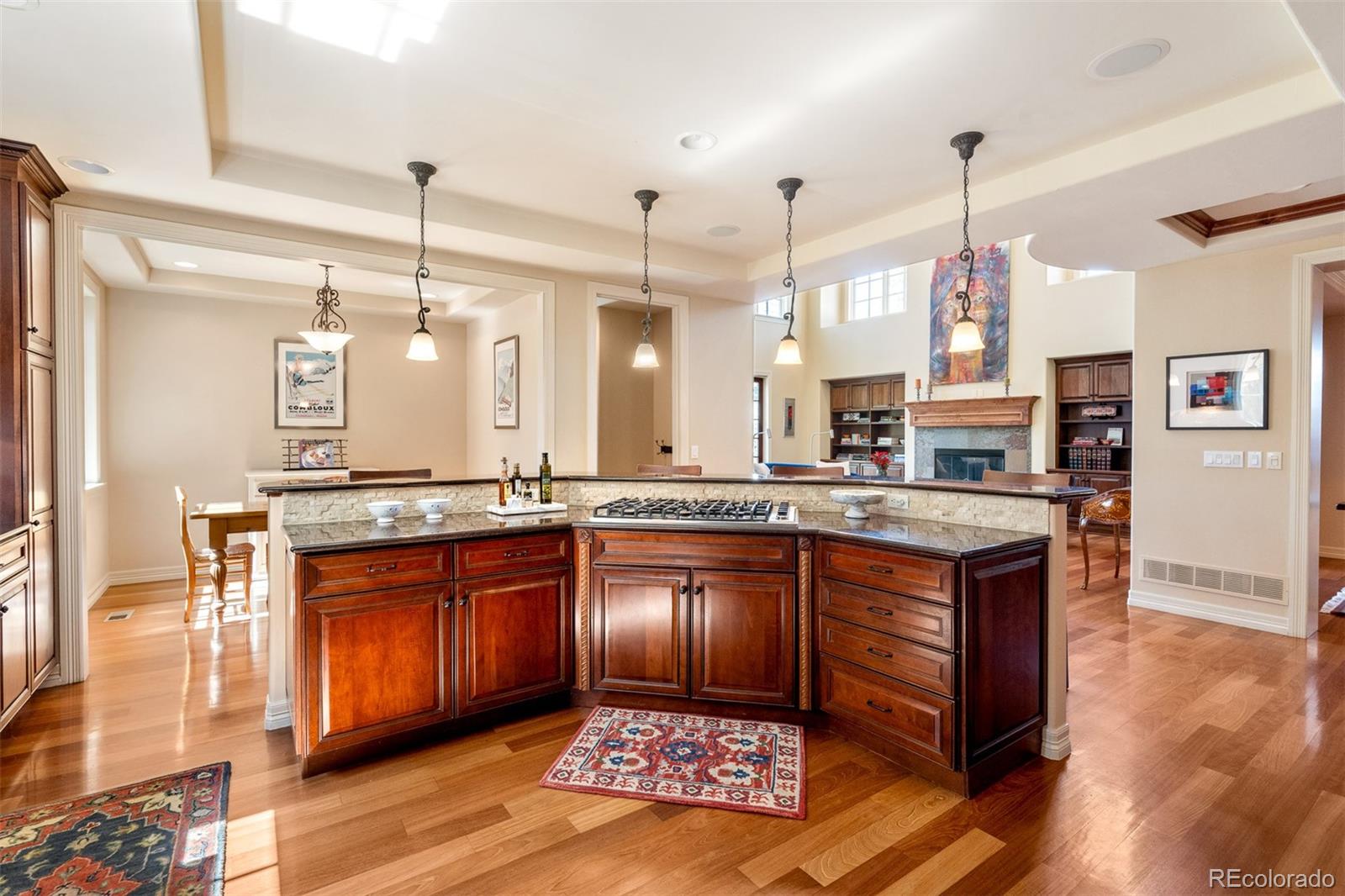 MLS Image #10 for 2385 s clayton street,denver, Colorado