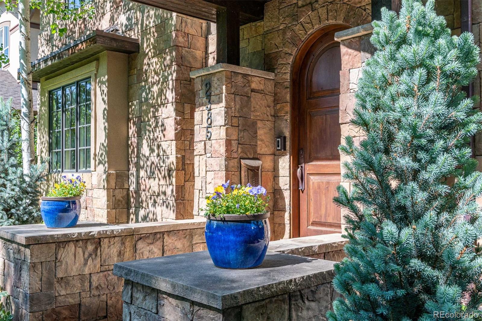 MLS Image #2 for 2385 s clayton street,denver, Colorado