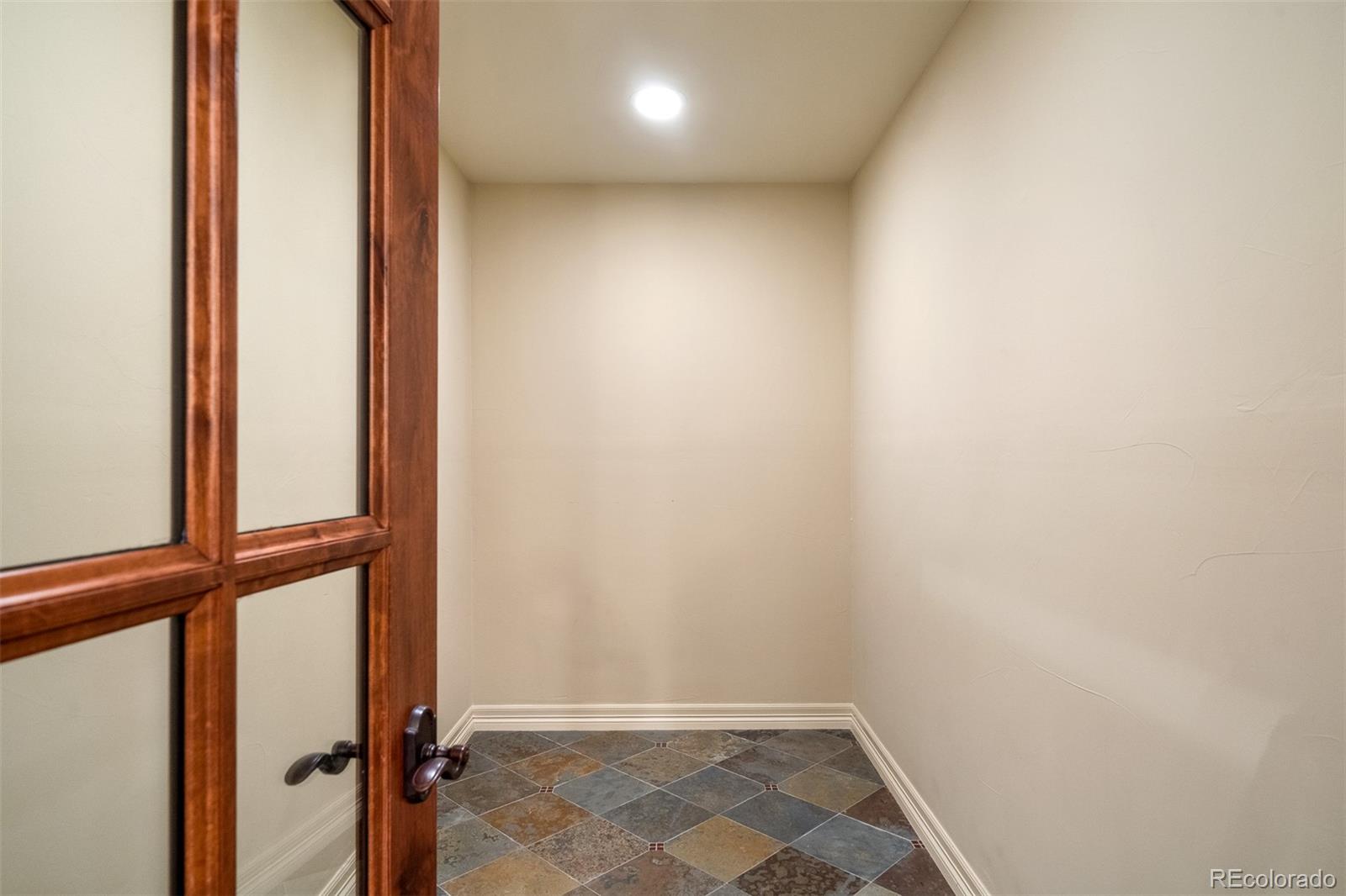 MLS Image #36 for 2385 s clayton street,denver, Colorado