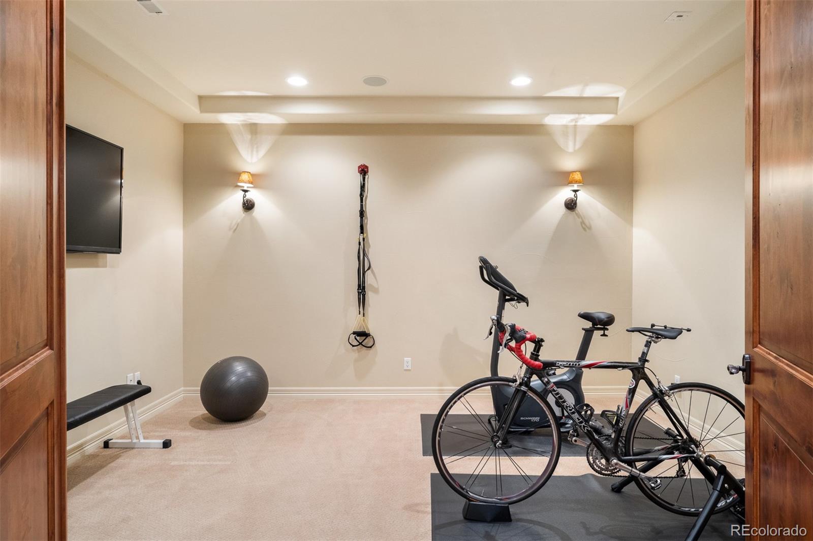MLS Image #37 for 2385 s clayton street,denver, Colorado
