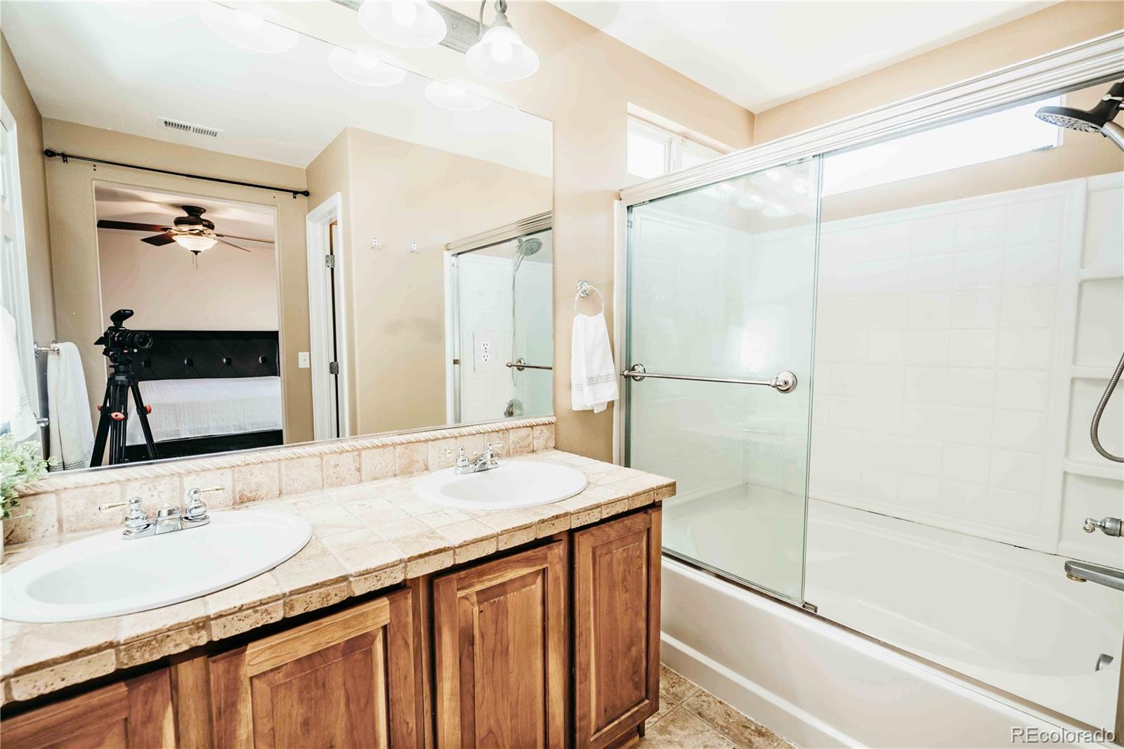MLS Image #14 for 7464 s norfolk street,aurora, Colorado