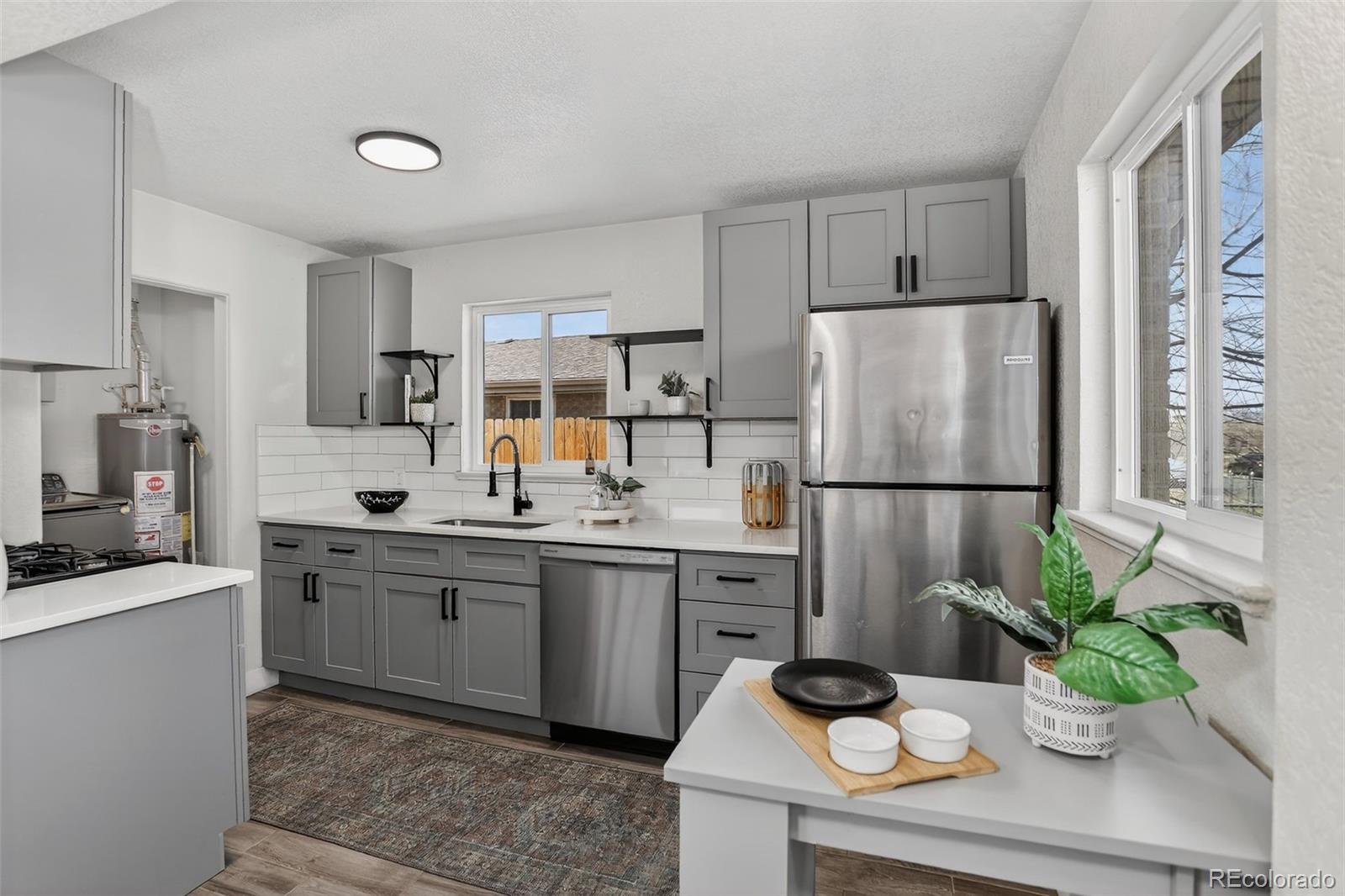 MLS Image #4 for 5160 e 33rd avenue ,denver, Colorado