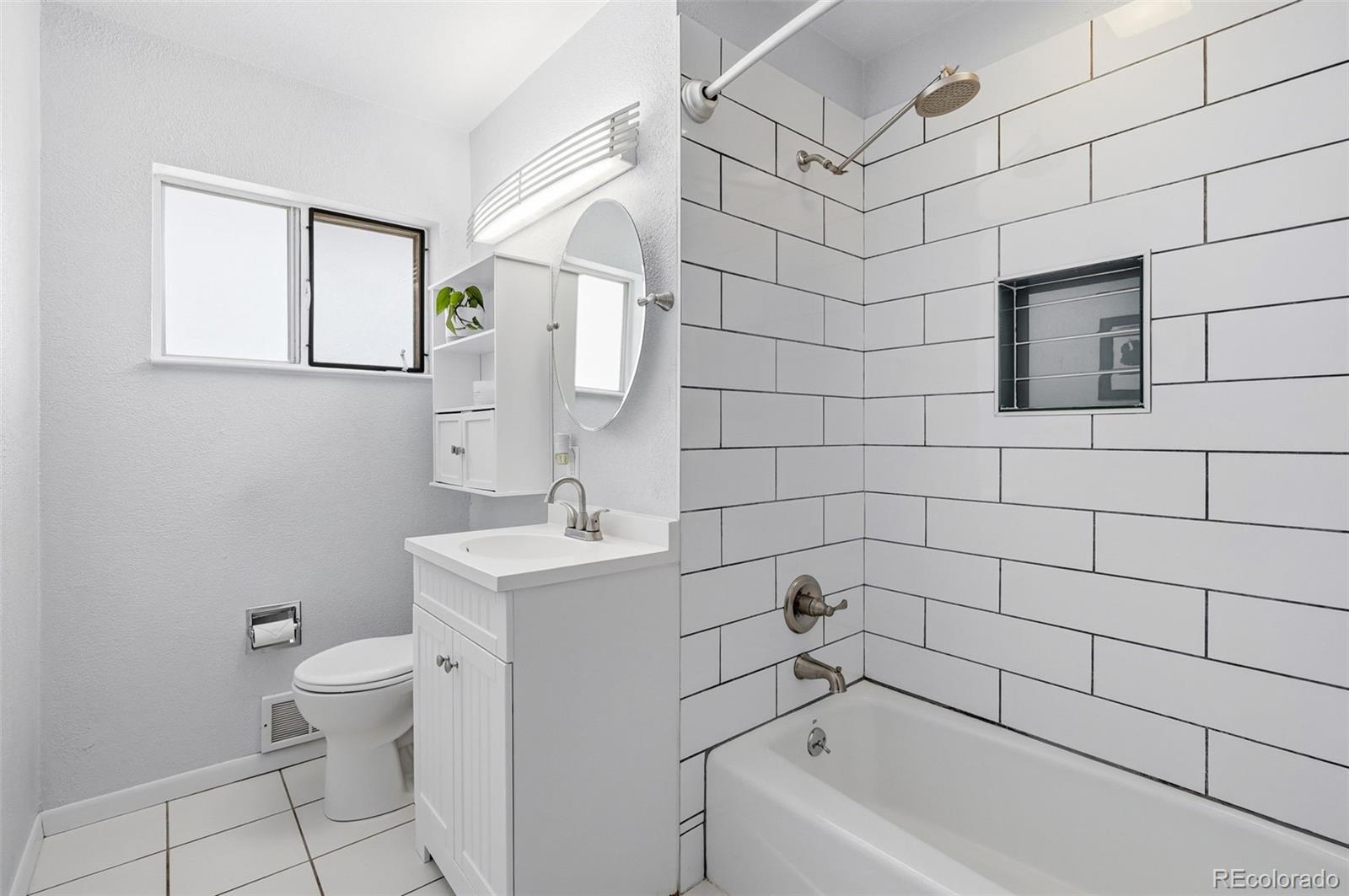 MLS Image #22 for 2702 s stuart street,denver, Colorado