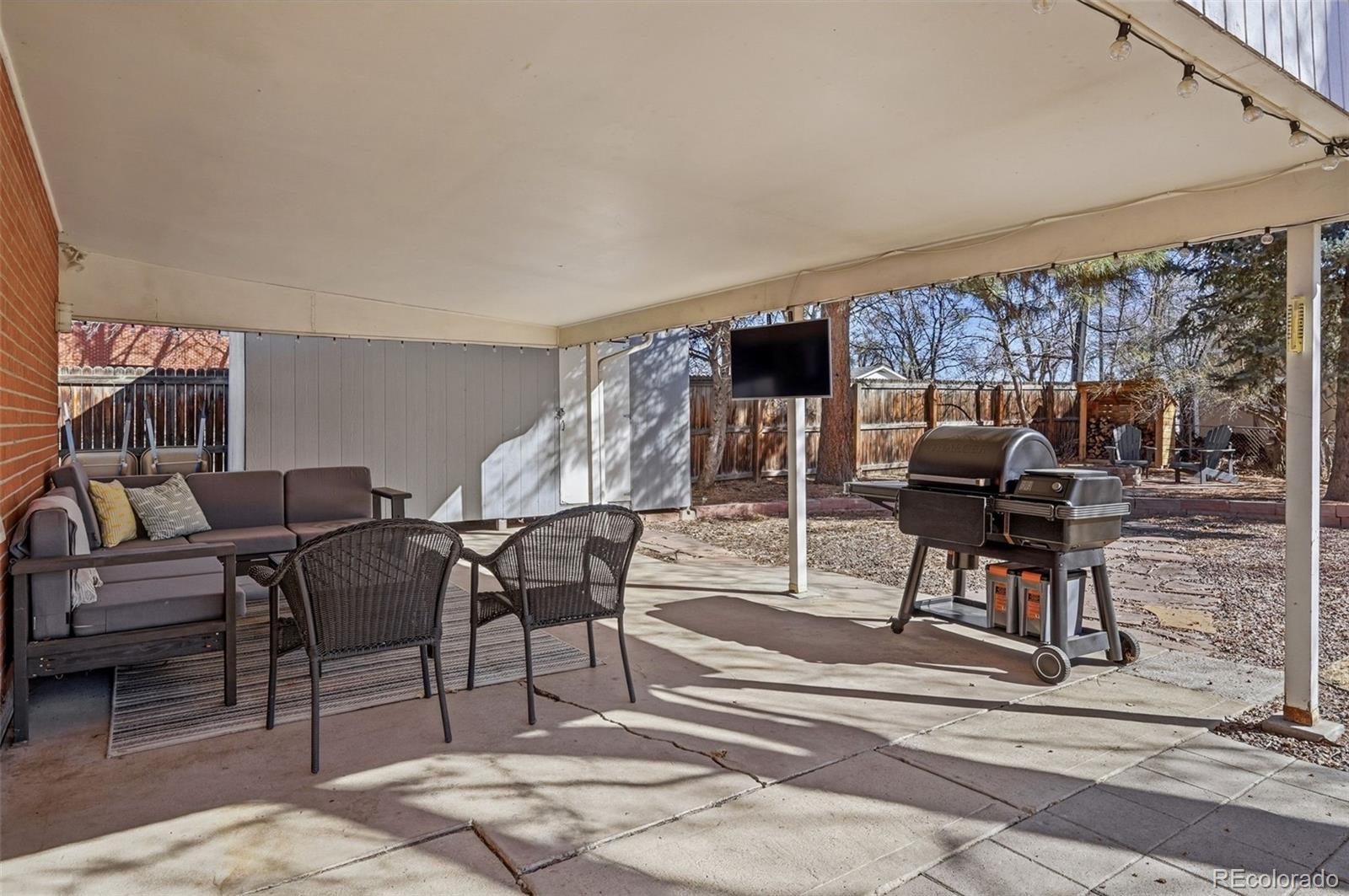 MLS Image #38 for 2702 s stuart street,denver, Colorado